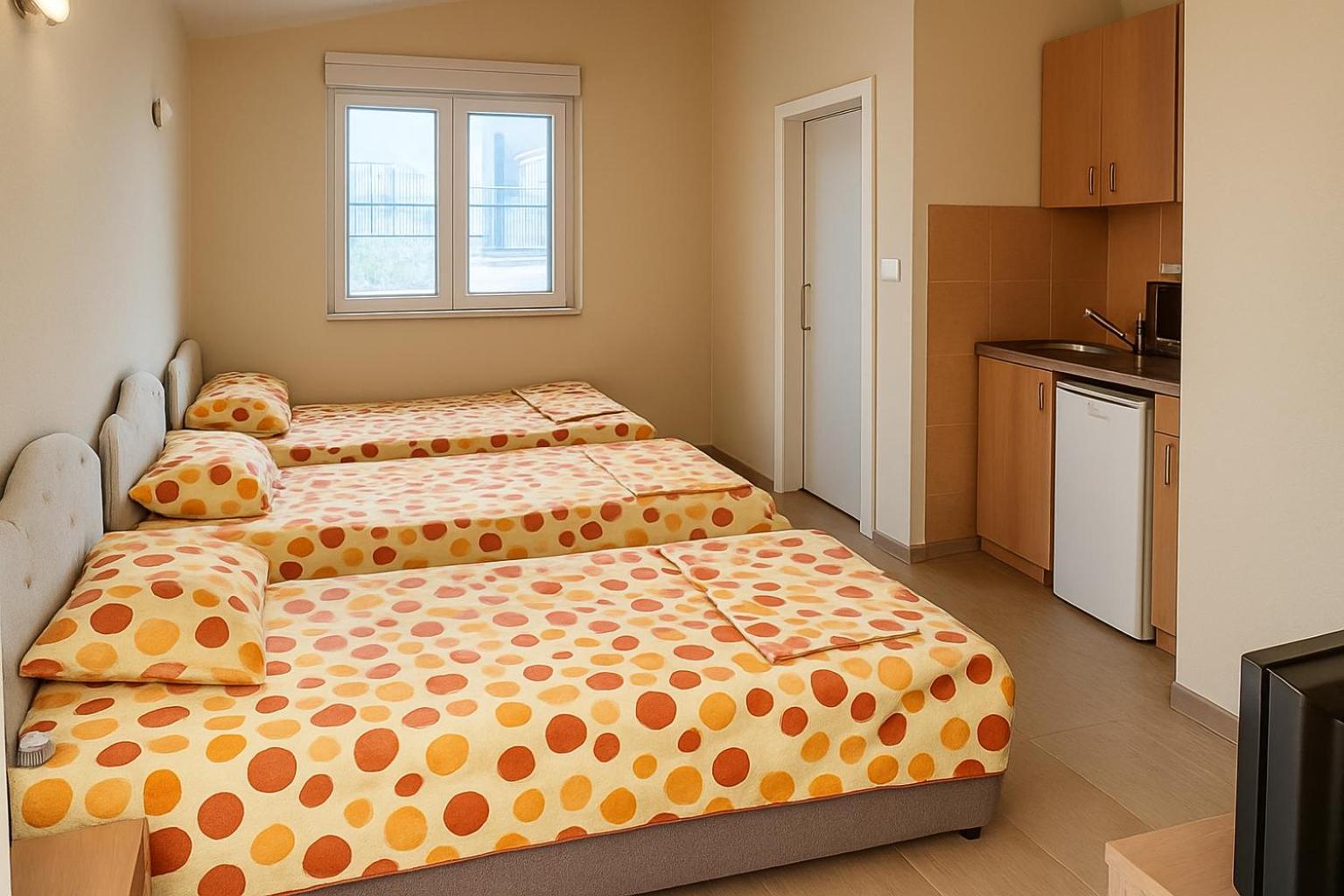 Apartments Lejla Dobra Voda Extérieur photo